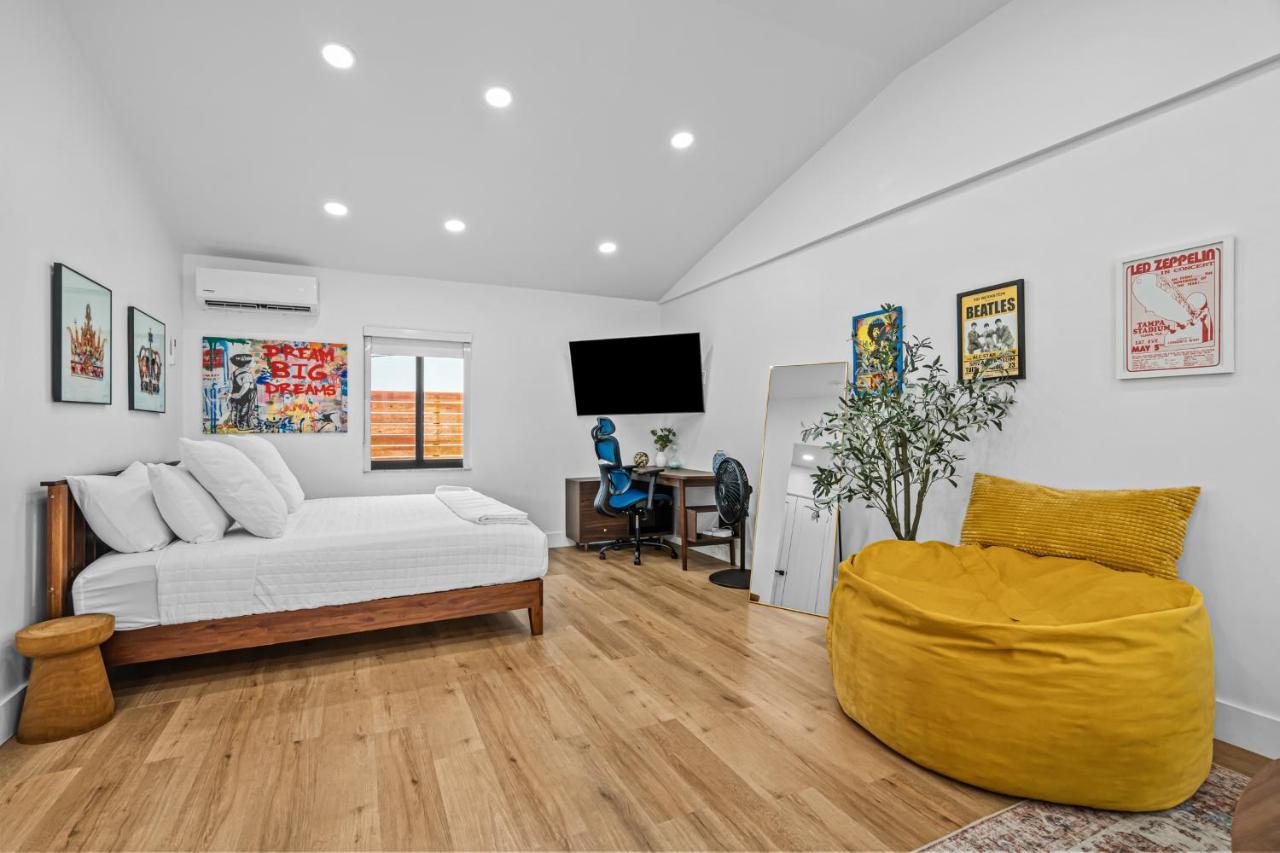 The Freedom House • Urban Oasis • Eclectic Retreat Villa ฟอร์ต ลอเดอร์เดล ภายนอก รูปภาพ