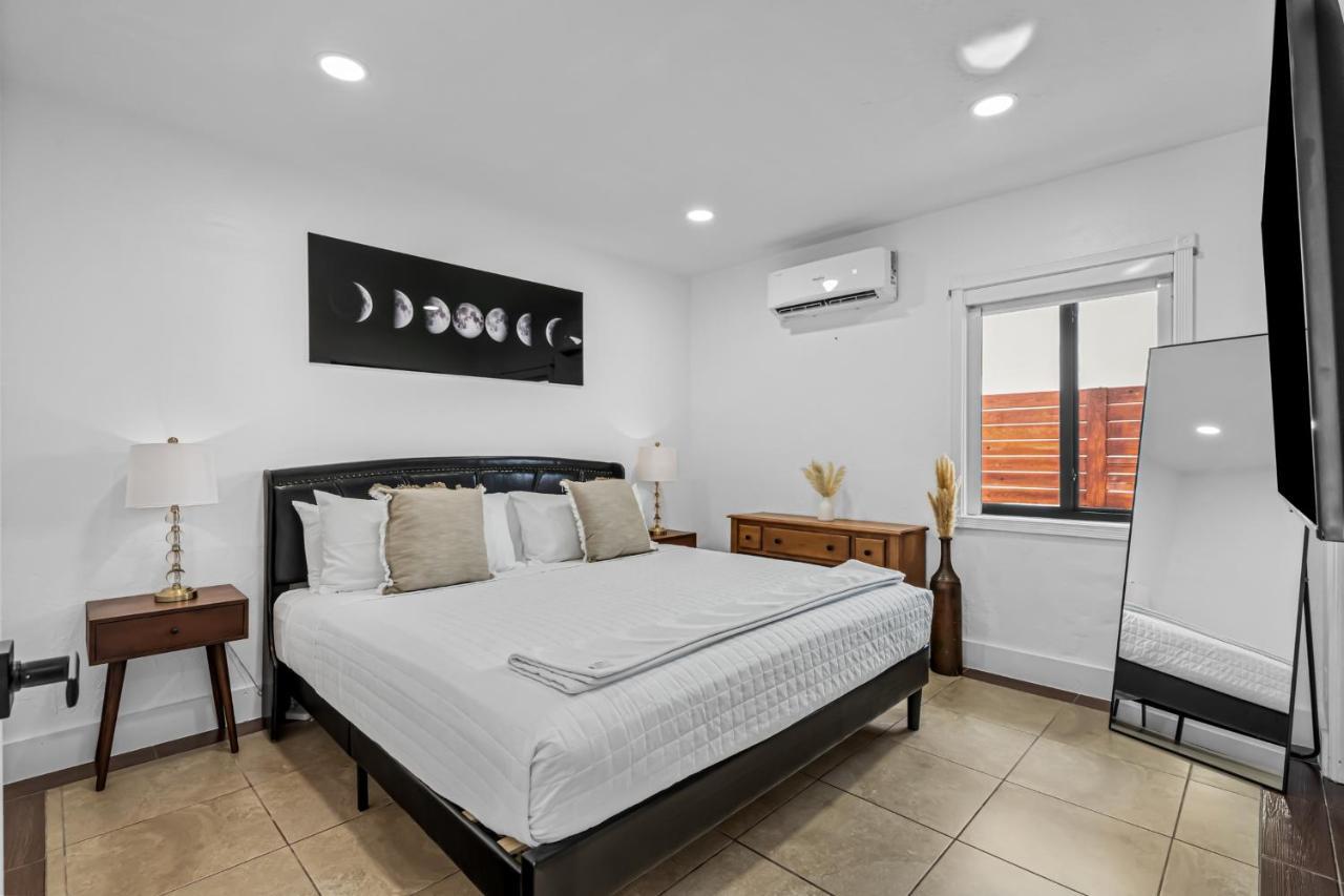 The Freedom House • Urban Oasis • Eclectic Retreat Villa ฟอร์ต ลอเดอร์เดล ภายนอก รูปภาพ