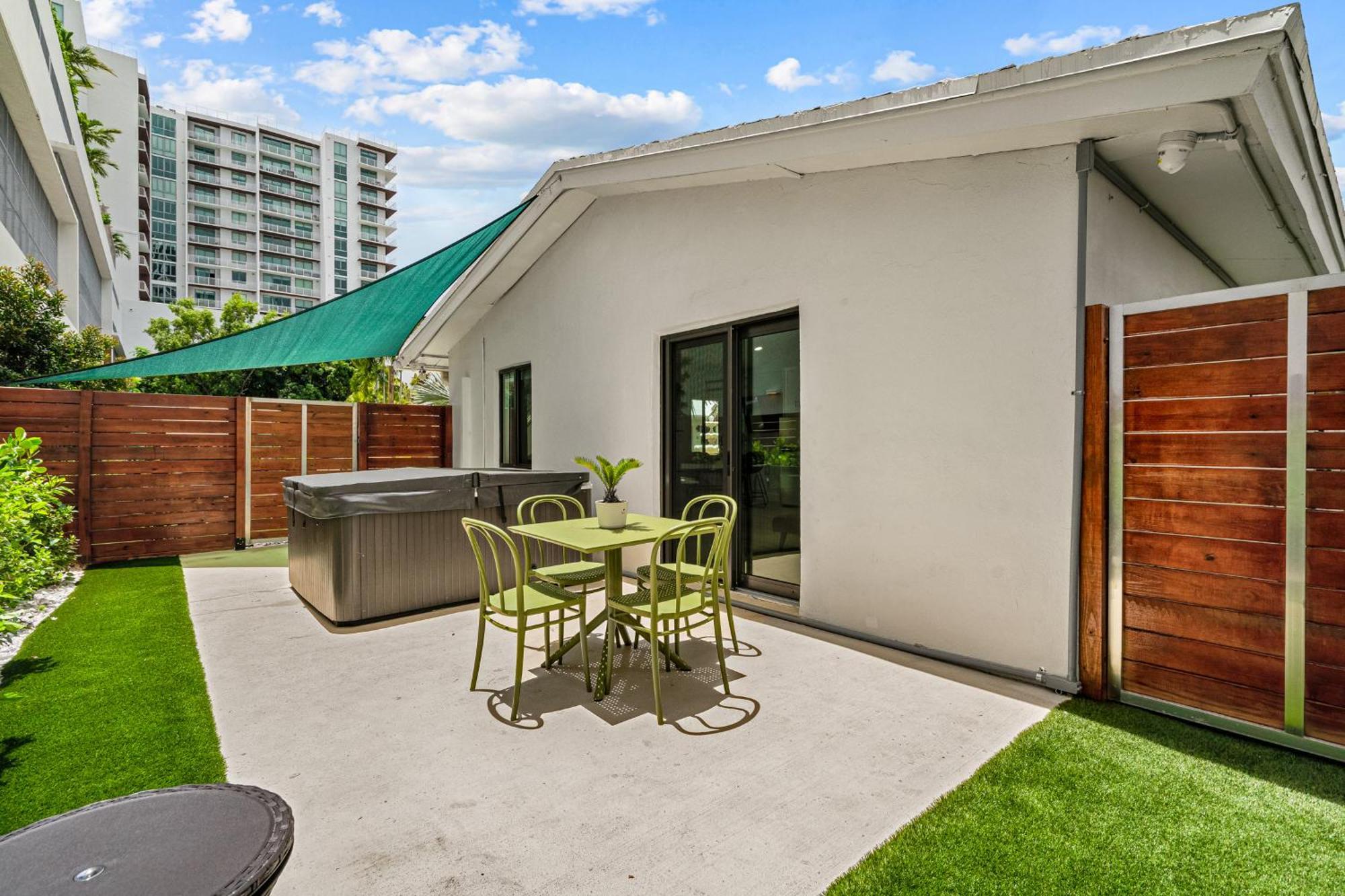 The Freedom House • Urban Oasis • Eclectic Retreat Villa ฟอร์ต ลอเดอร์เดล ภายนอก รูปภาพ