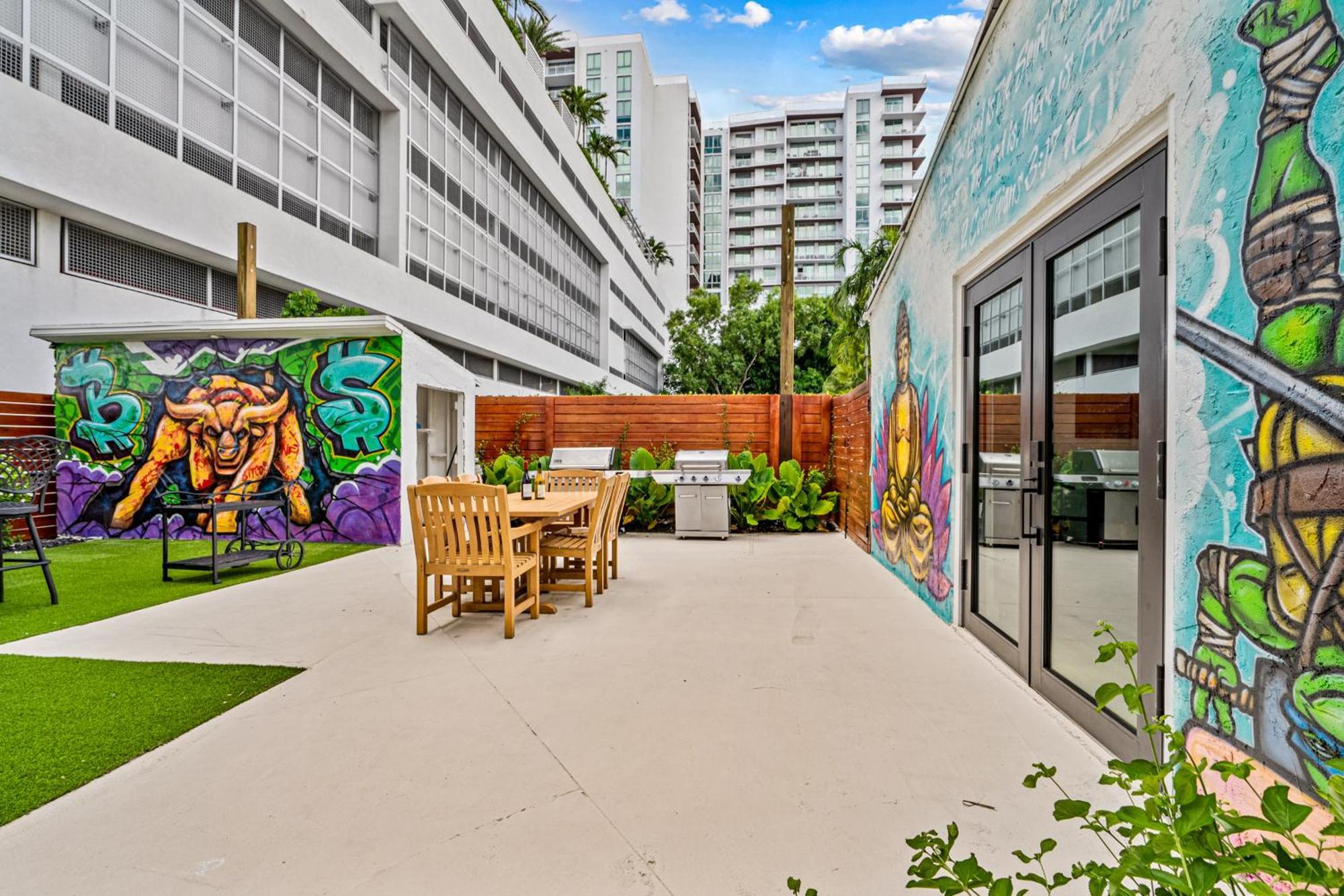 The Freedom House • Urban Oasis • Eclectic Retreat Villa ฟอร์ต ลอเดอร์เดล ภายนอก รูปภาพ